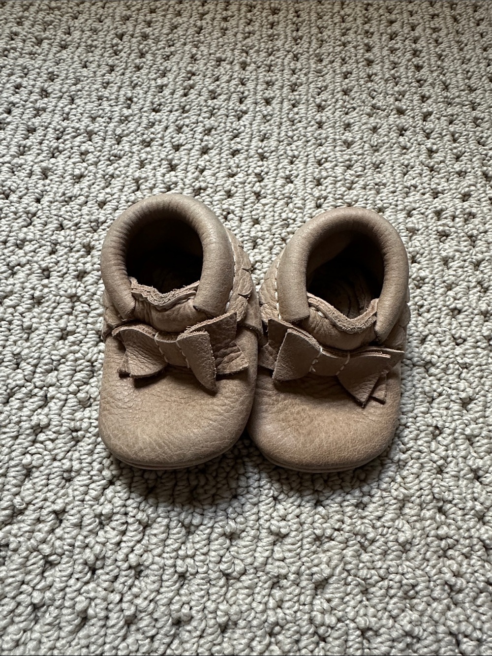 Freshly Picked Tan Leather Moccasin Bow Shoes for Kids